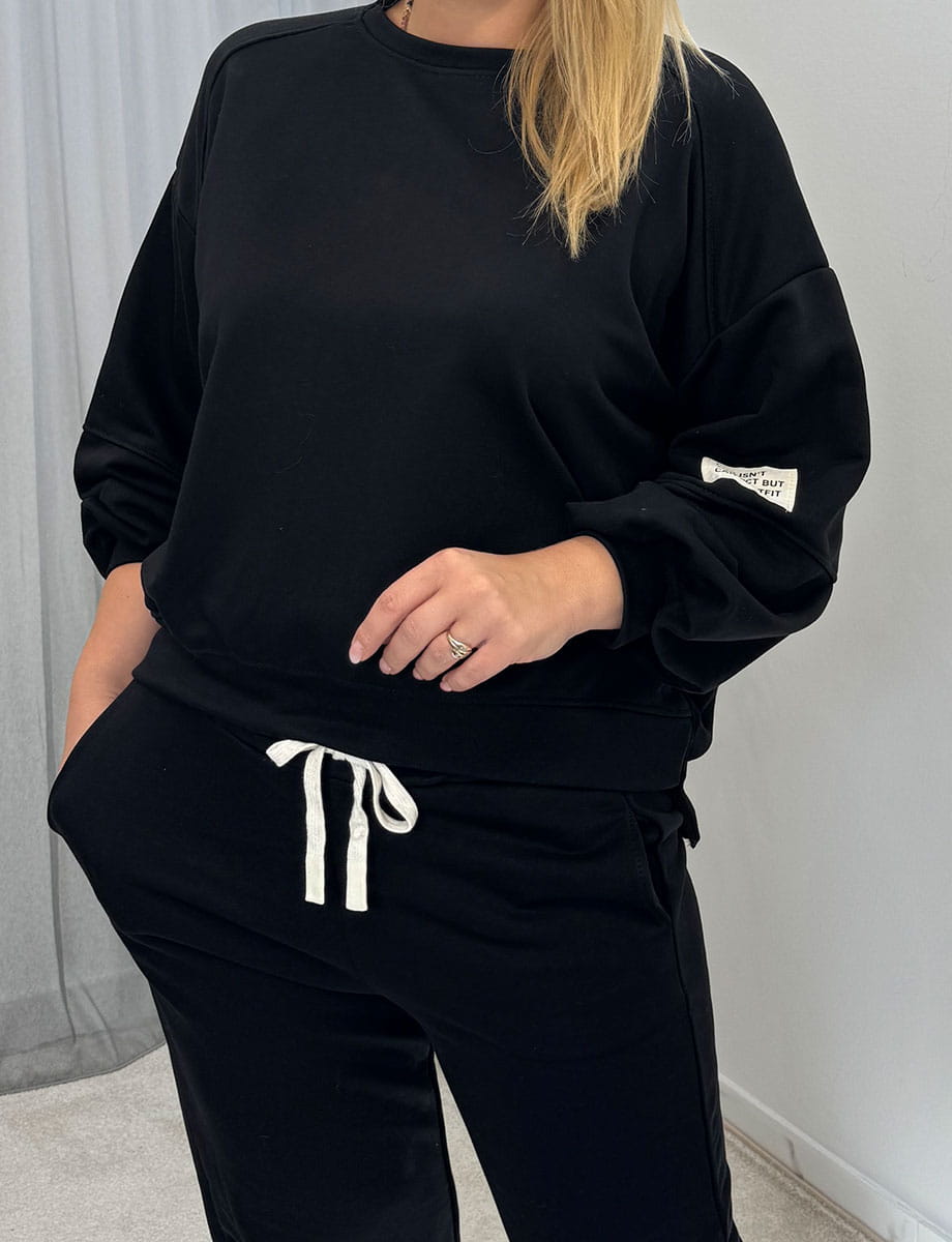 DRES-CZARNY-5.jpg
