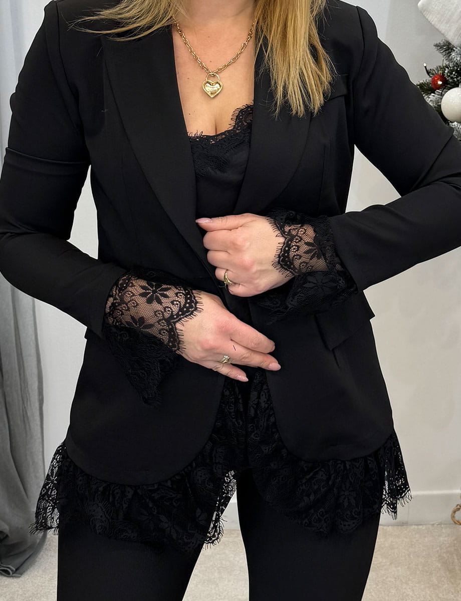 LADY-6.jpg