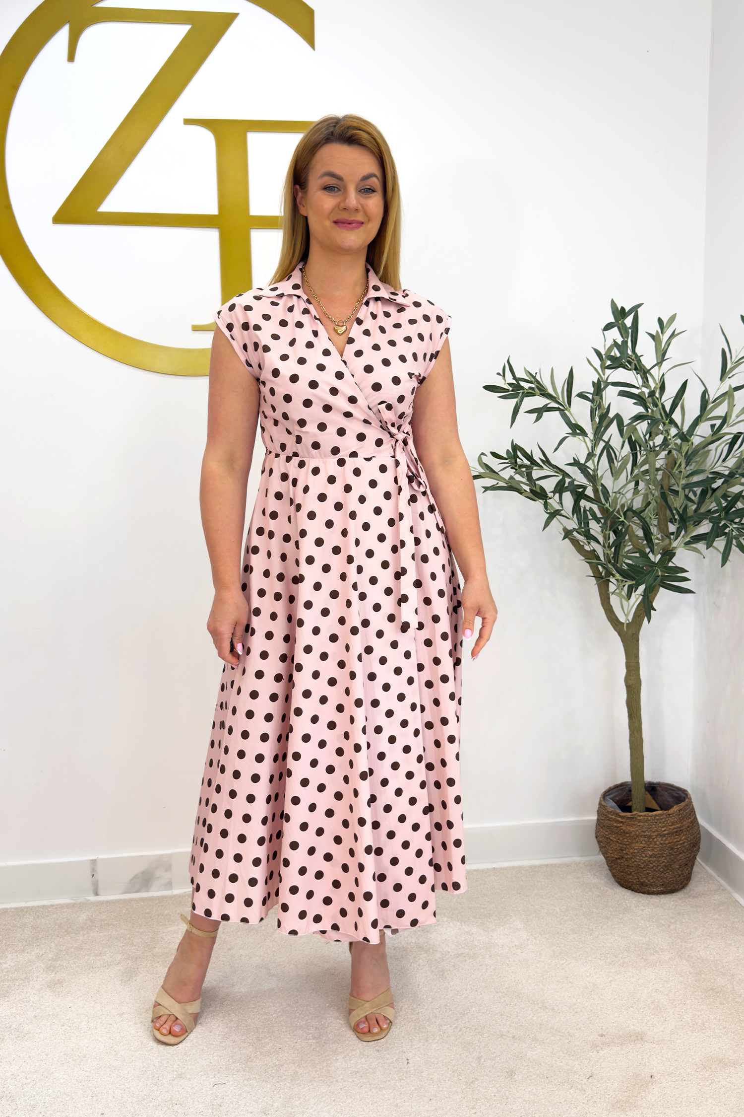 CELINE-R1.jpg