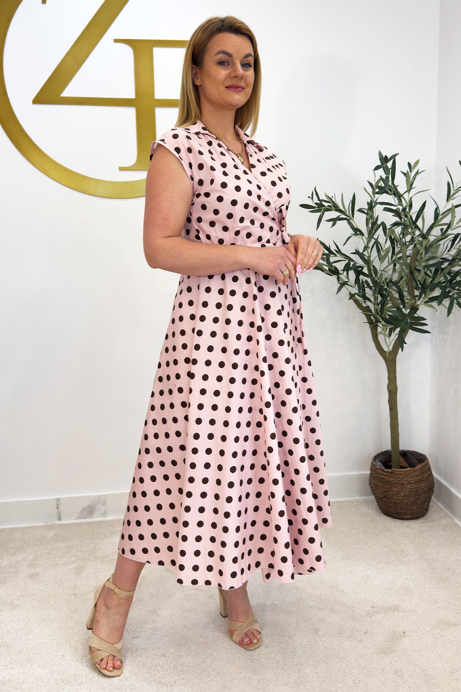 CELINE-R-2.jpg
