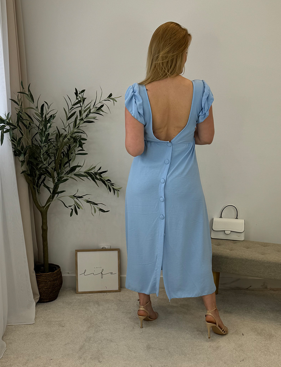 BLUE-3.jpg