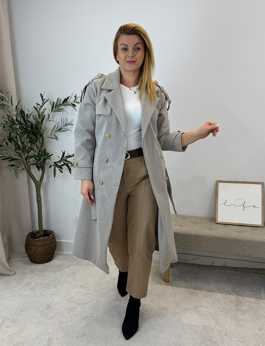 CLOE-BZ-3.jpg