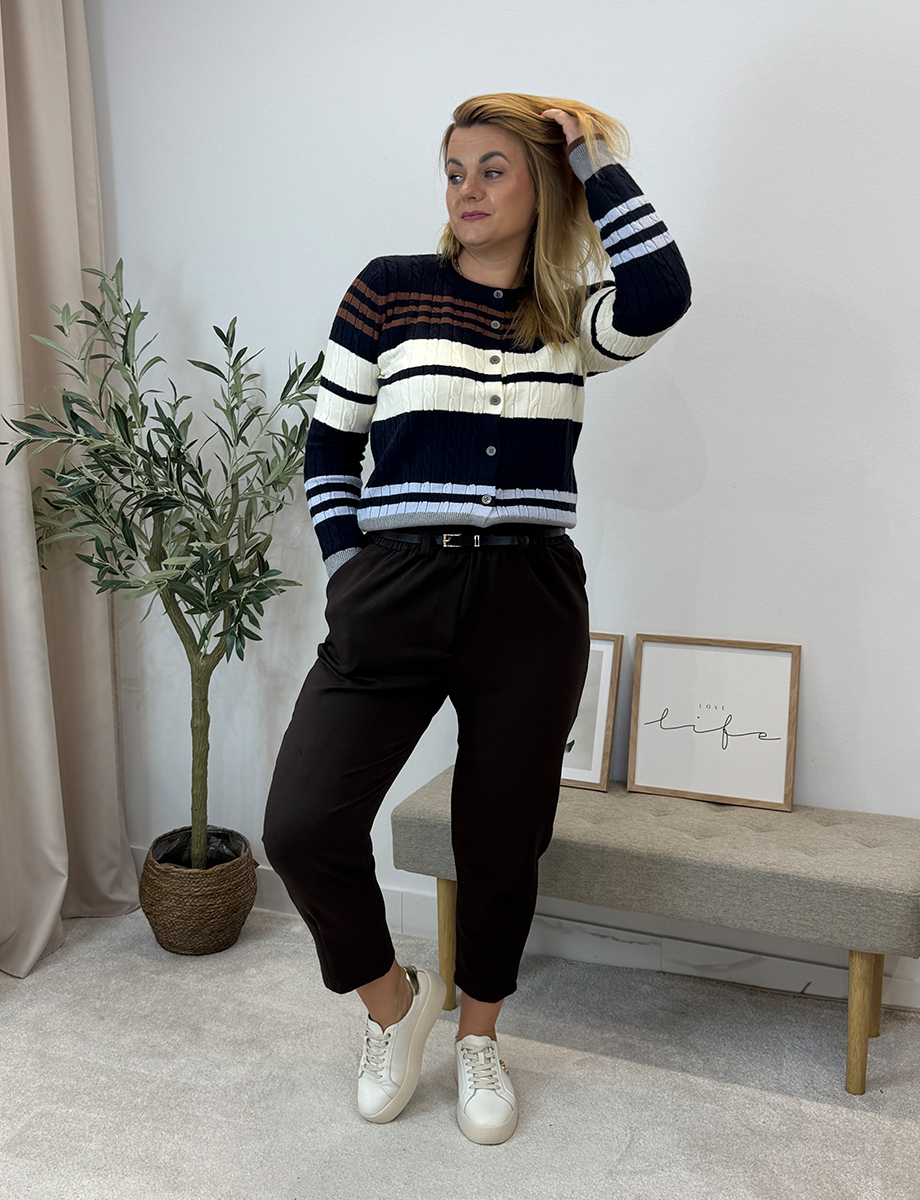VELVET-CZEK-3.jpg